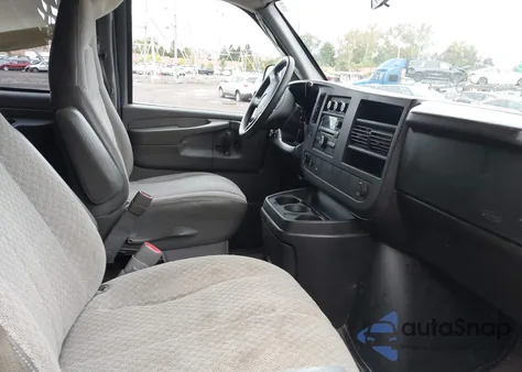 2008 Chevrolet Express Ls из США, поврежденный, VIN 1GAHG39K881204709